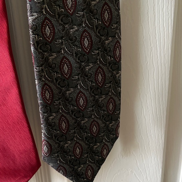 Men's ties-assorted - Picture 2 of 4